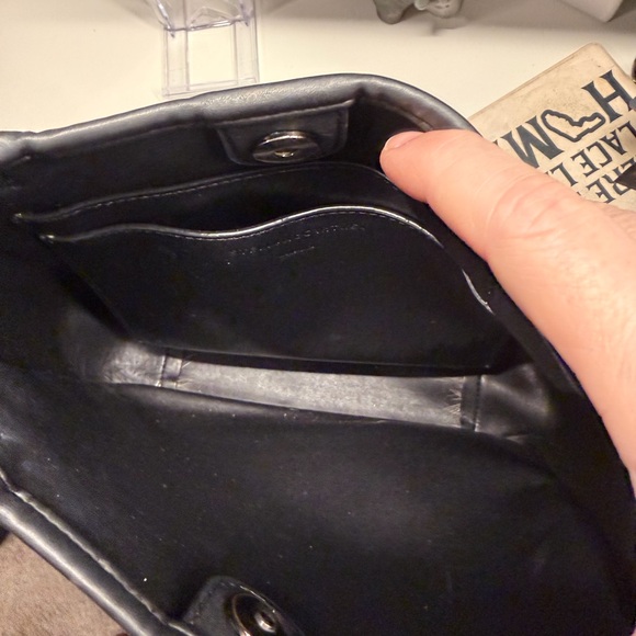 Stella McCartney Black and Cream Striped Shoulder Bag - Picture 5 of 8